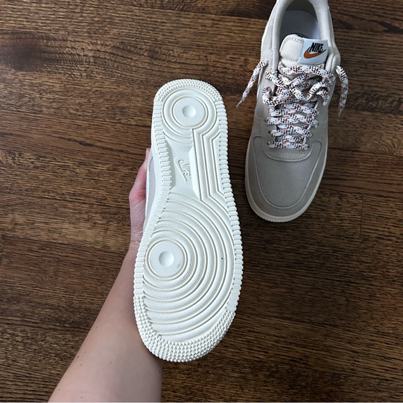 Nike Air Force 1 Low '07 LV8
Certified Fresh Rattan - Picture 3 of 5